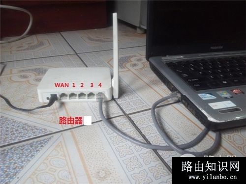 腾达 AC15 无线路由器热点信号放大模式设置