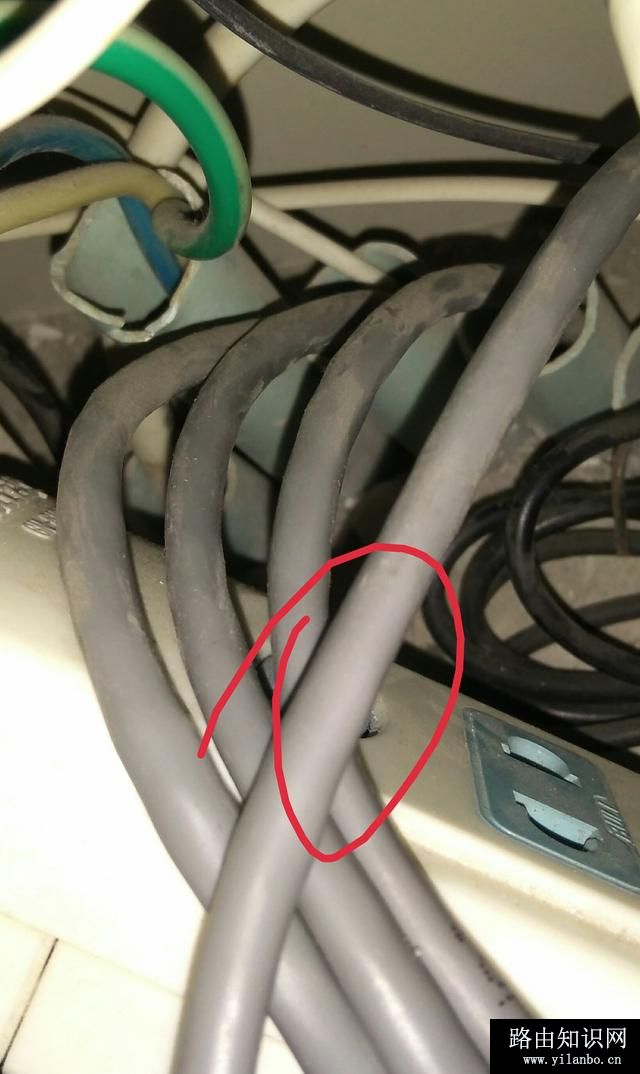 光猫只有一个网线接口怎样接路由器